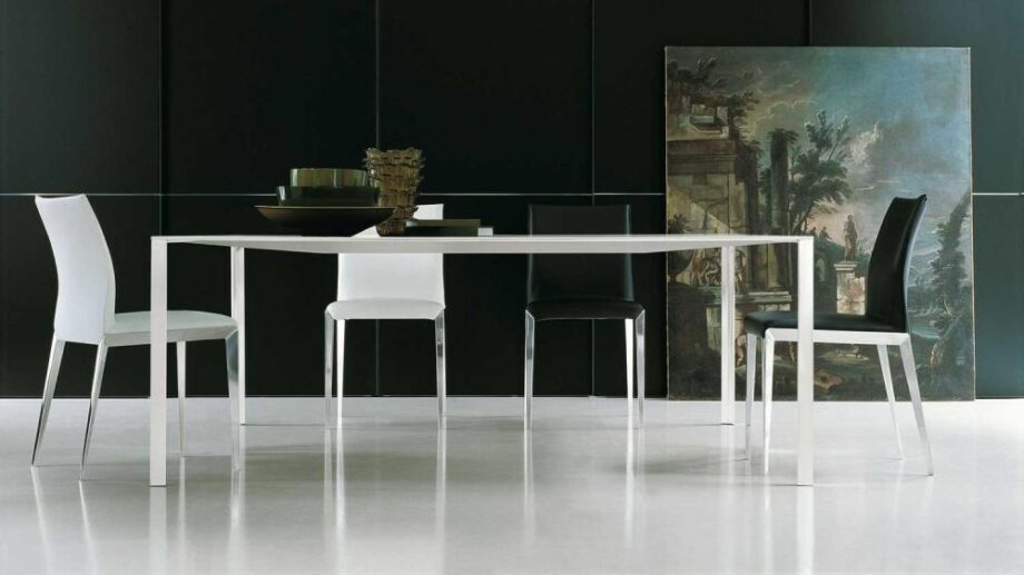 Less Less стол Molteni