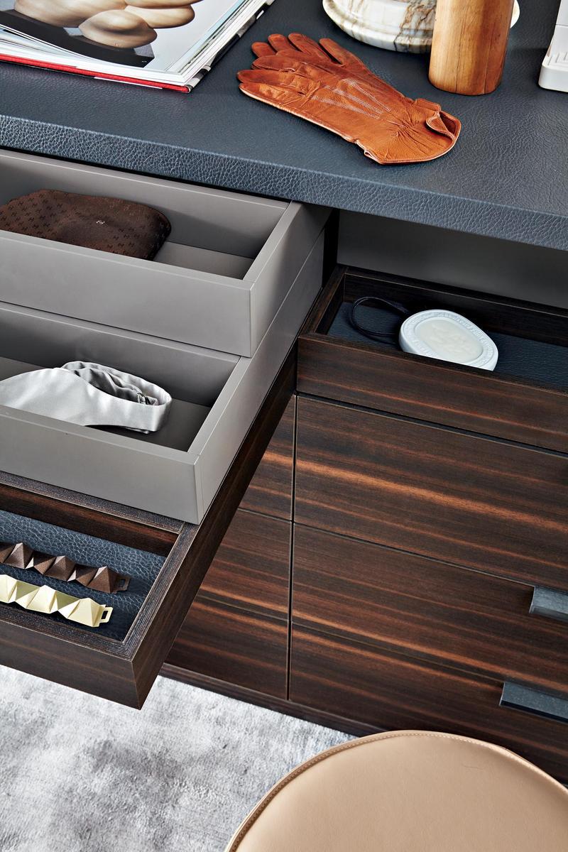 Gliss Master Island комод для спальни Molteni