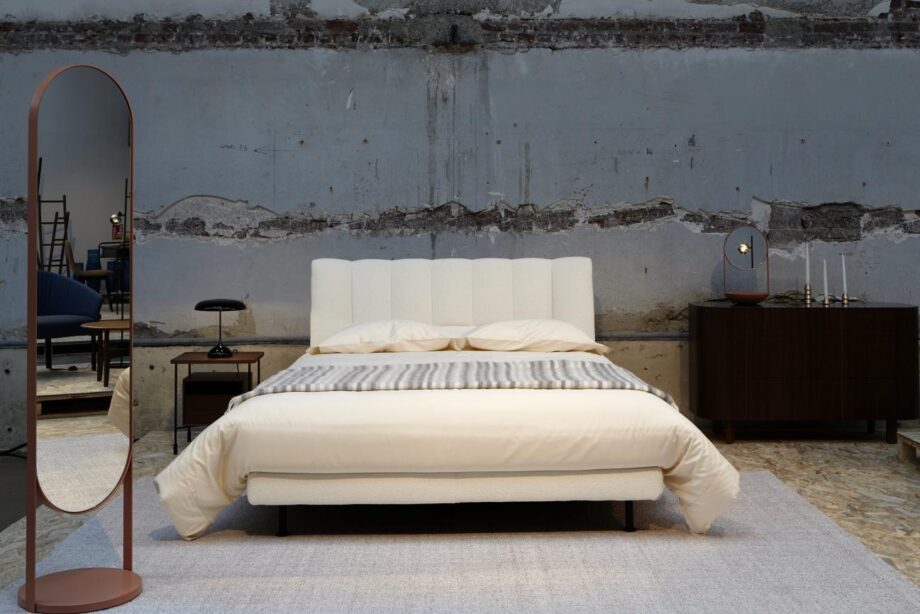Evisa кровать Ligne Roset