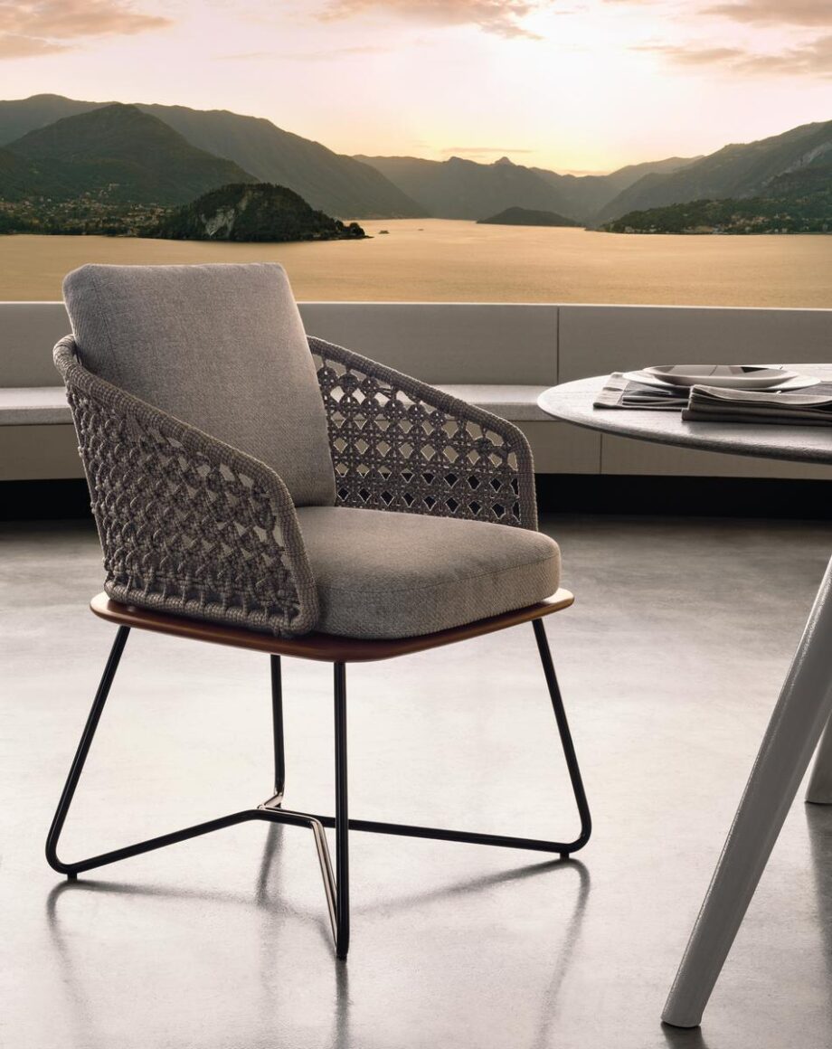 Rivera Little уличный стул Minotti