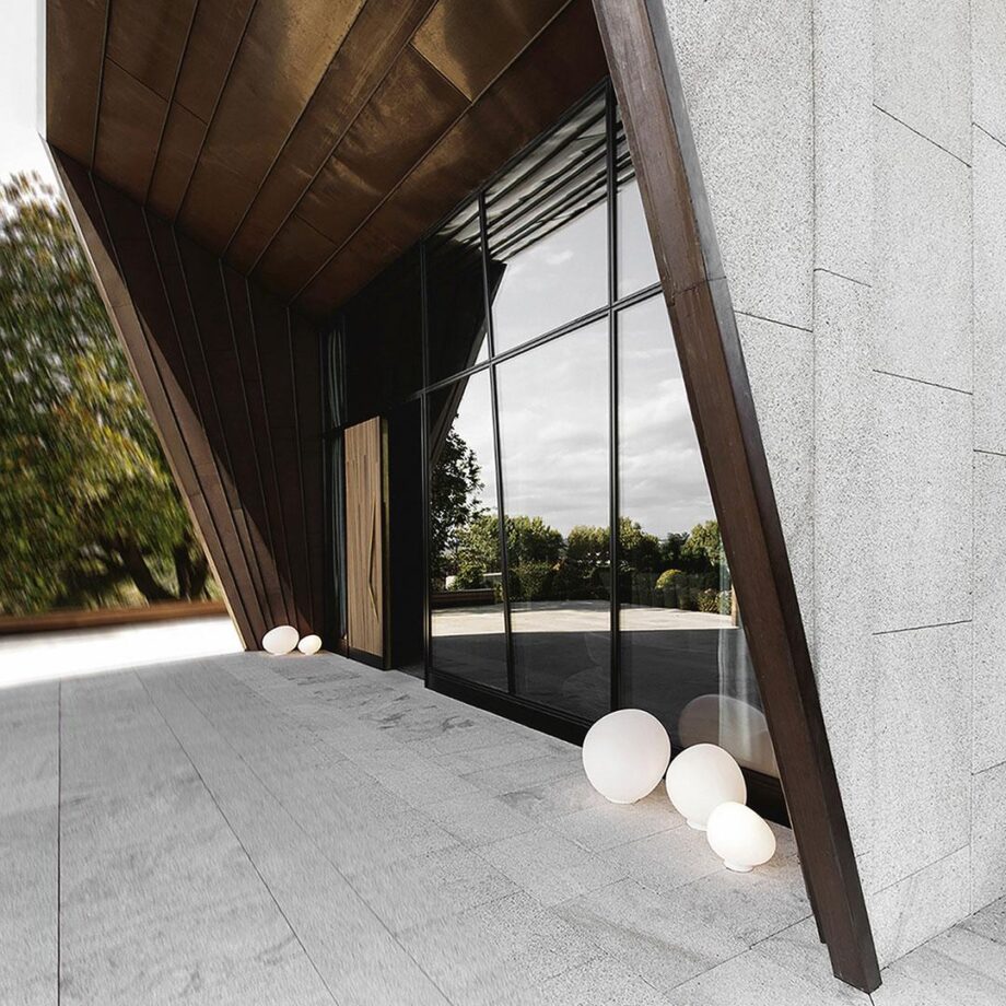 Poly Gregg настольная лампа Foscarini