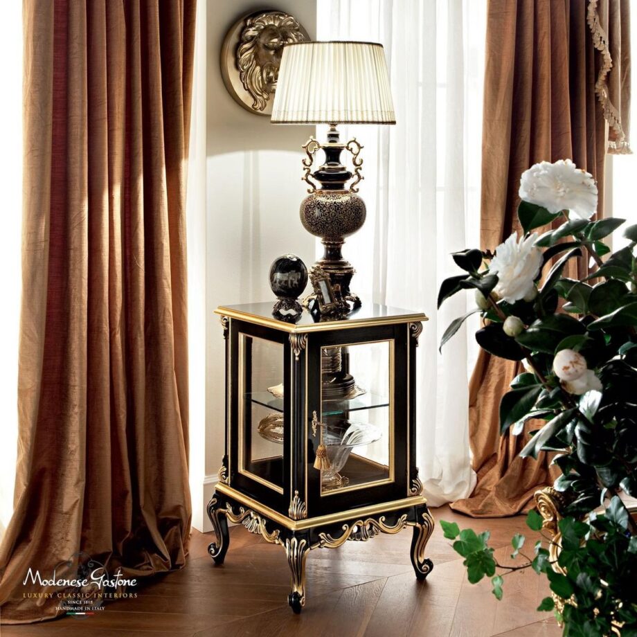 12130 витрина Modenese Gastone