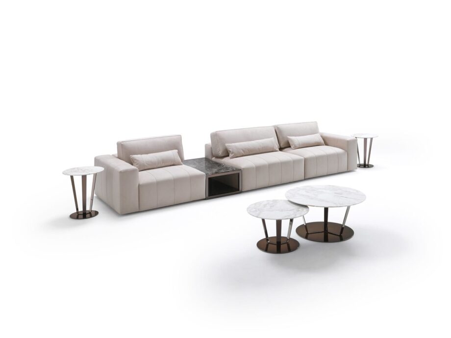 Edmond Lounge журнальный стол | DV home. Роскошный журнальный столик в стиле ар-деко с металлическим основанием и изысканной мраморной или ониксовой столешницей.