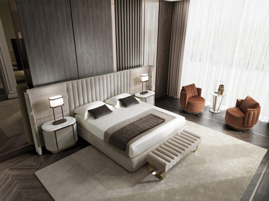 Beverly Maxi кровать | DV home. Роскошная кровать с высоким изголовьем и элегантным дизайном, идеально подходящая для создания изысканной спальни.