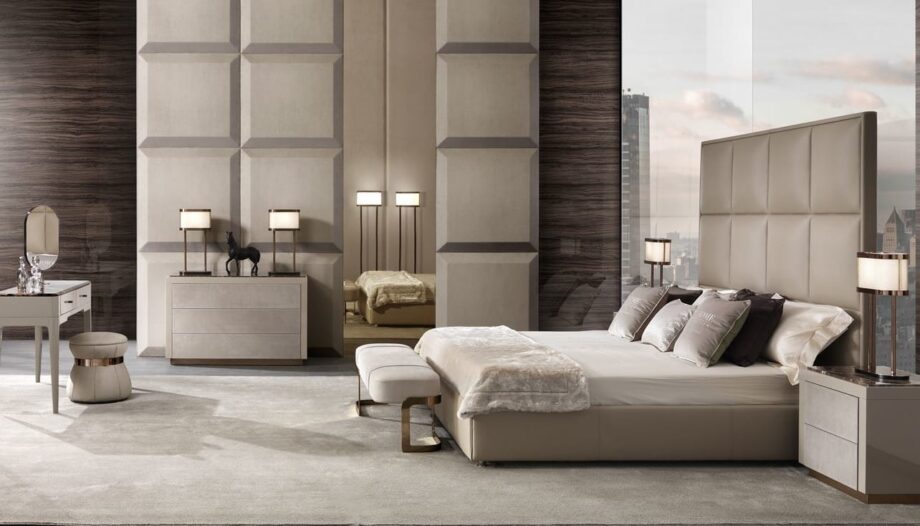 Byron Boiserie стеновая панель | DV home. Роскошные стеновые панели с обивкой, доступны в различных размерах, тканях и коже, идеальны для элегантных интерьеров.