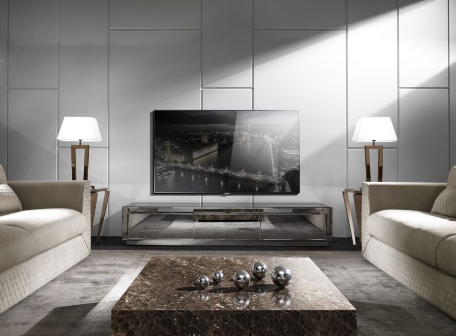 Envy Low мебель для телевизора | DV home. Элегантная тумба под ТВ с уникальными вариантами отделки, включая зеркало, лак, шпон и мрамор, с выдвижными ящиками.
