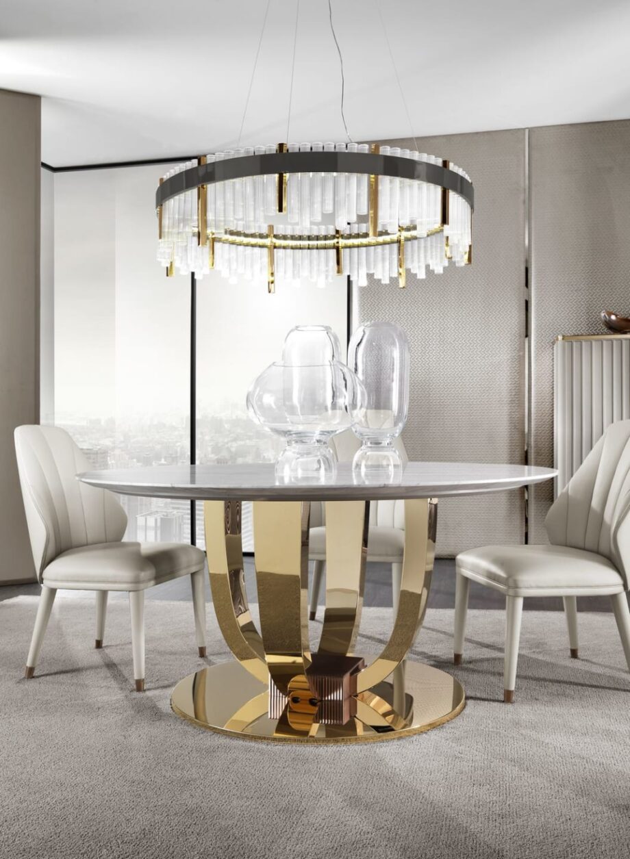 Hermes Round стол | DV home. Изысканный обеденный стол в стиле ар-деко с роскошной мраморной столешницей и выразительным металлическим основанием.