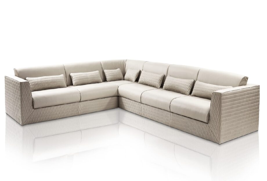 Cooper Quilt диван | DV home. Роскошный диван с выразительным стеганым экстерьером и удобными длинными подушками, воплощающий итальянское мастерство и современную элегантность.