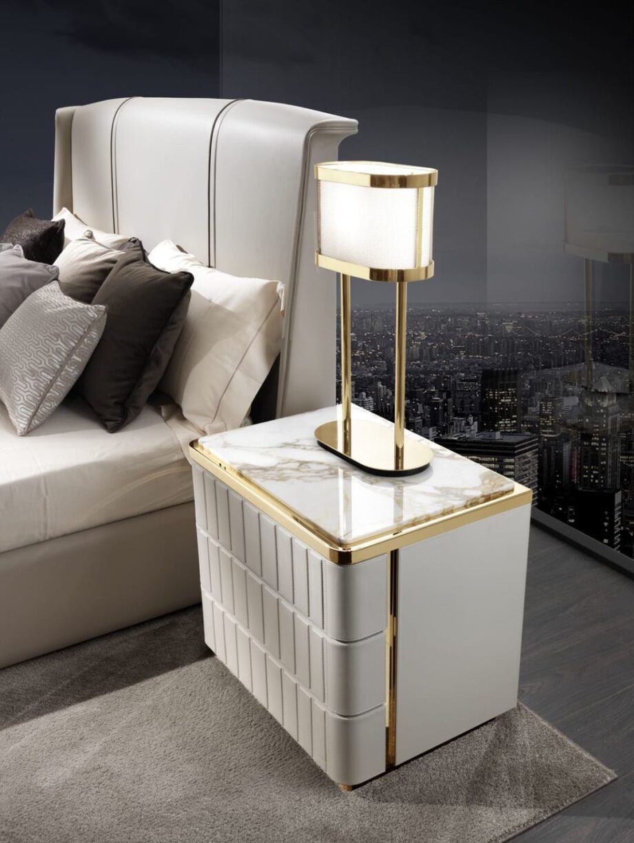 Coco кровать | DV home. Роскошная кровать с высоким мягким изголовьем, воплощение элегантности и комфорта в стиле ар-деко.