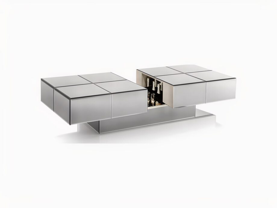 Envy Bar Mirror журнальный стол | DV home. Зеркальный кофейный столик с трансформируемой поверхностью, скрывающей элегантный мини-бар для эксклюзивных моментов.