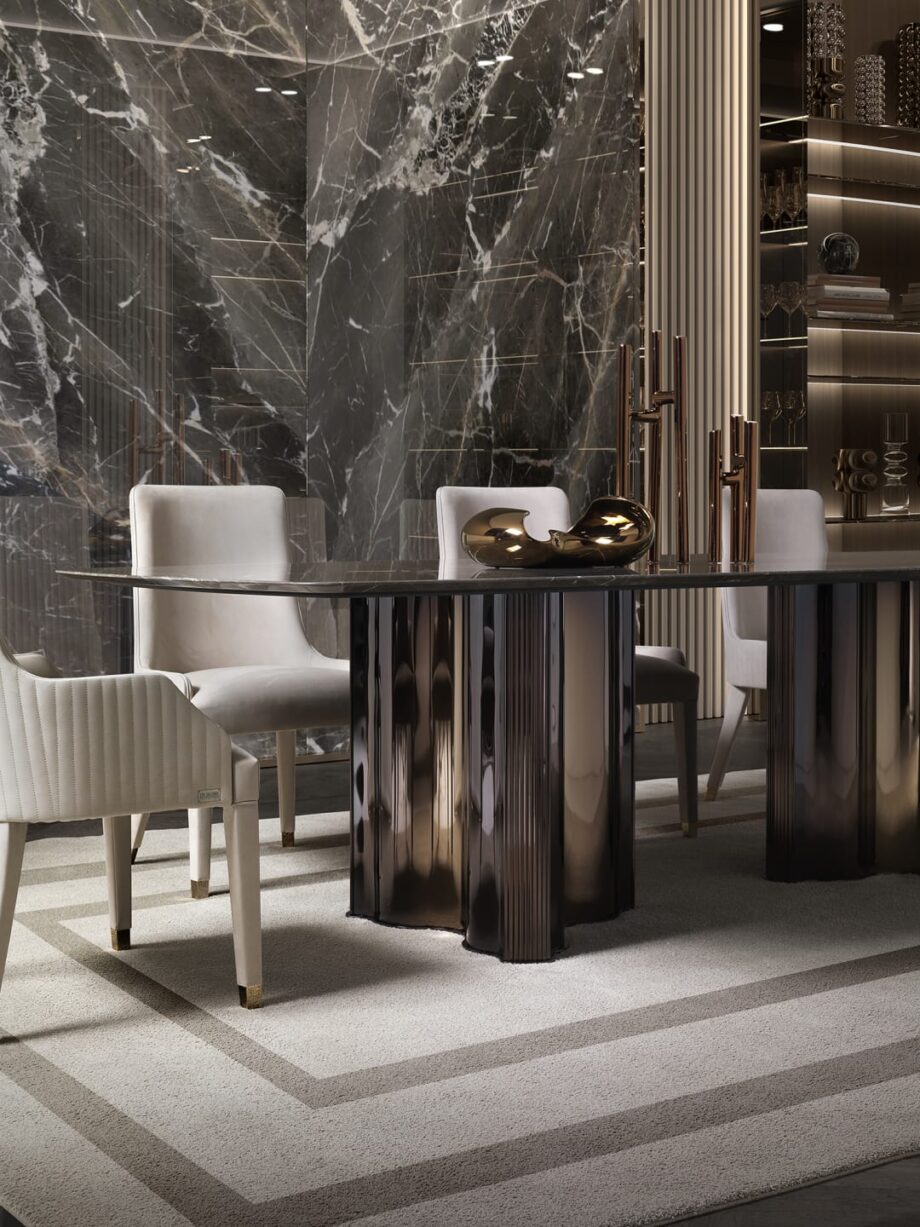 Manhattan стол | DV home. Роскошный стол в стиле ар-деко с полированным стальным основанием, кожаными колоннами и столешницей из мрамора или лакированного дерева.