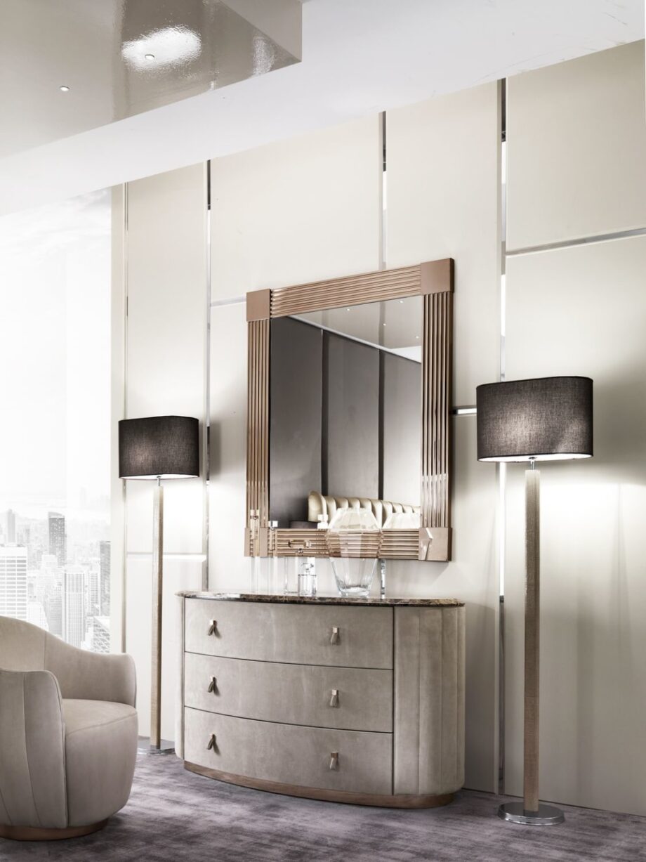 Vogue комод для спальни | DV home. Изысканный комод в стиле арт-деко, отличающийся эффектным изогнутым дизайном, роскошными материалами и доводчиками.