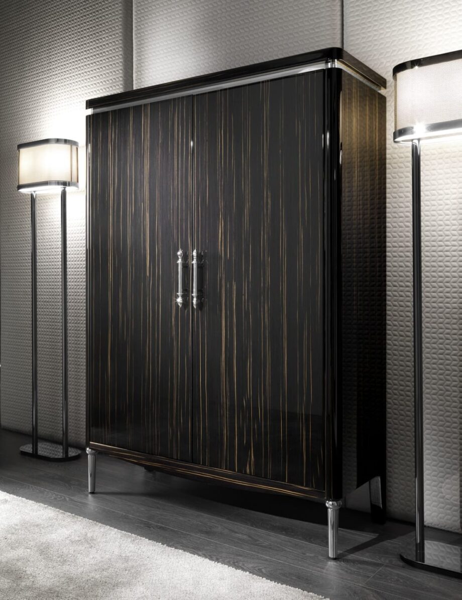 Egoist Bar барный шкаф | DV home. Роскошный барный шкаф в стиле ар-деко со встроенной подсветкой, зеркальной задней стенкой и внутренними ящиками, выполненный из элитных материалов.