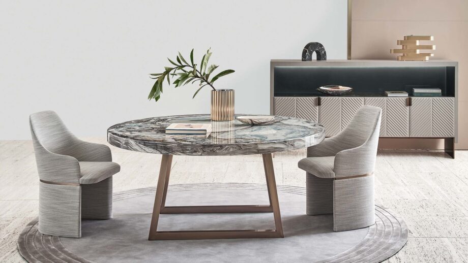 Decoro Round стол | Rugiano. Потрясающий круглый обеденный стол с уникальной ручной росписью, выполненной опытными мастерами, создающими истинный шедевр.